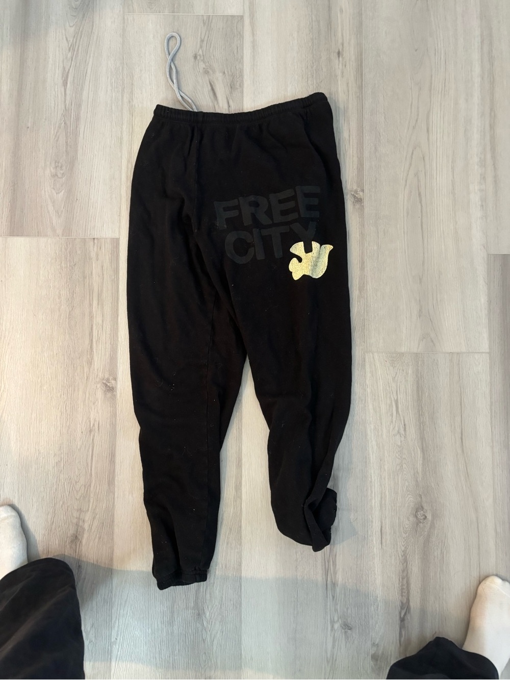 Free city sweatpants